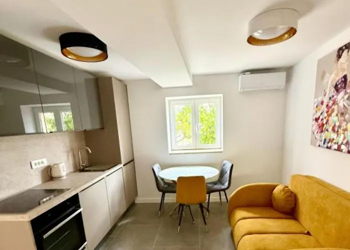 Appartement One-bedroom With Terrace Drače