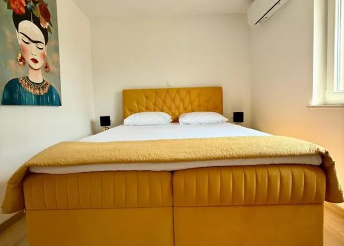 One-bedroom With Terrace Appartement *